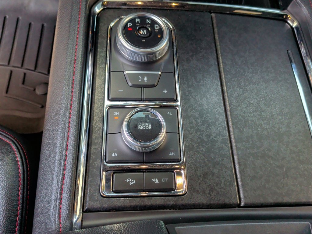 Used 2022 Agate Black Metallic Ford Limited image 32