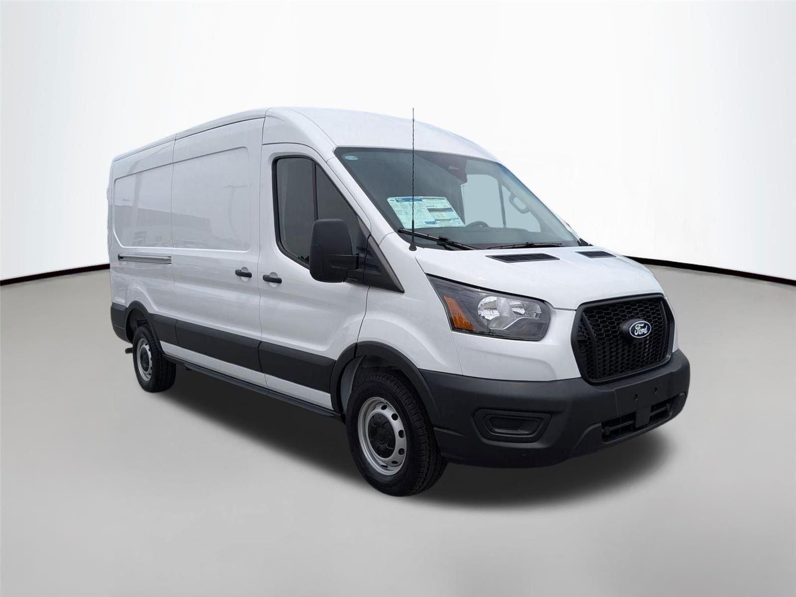 New 2026 Oxford White Ford T250 image 3