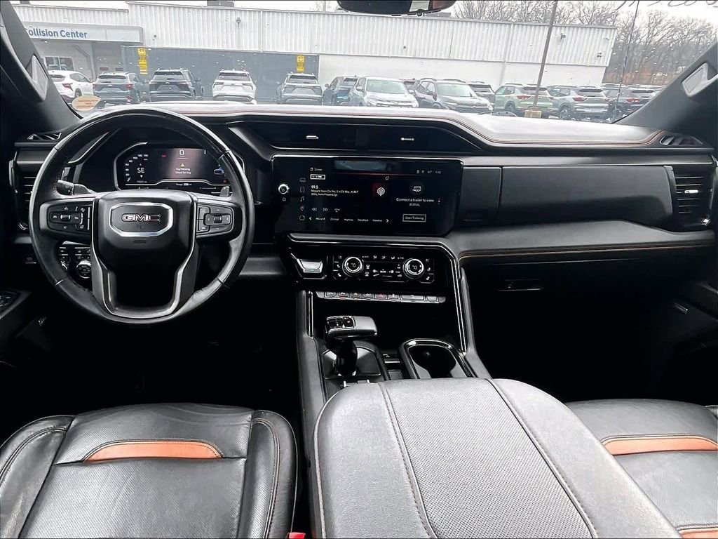 Used 2024 White GMC AT4 image 35