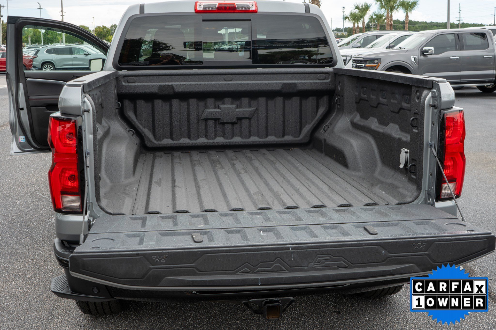 Used 2024 Sterling Gray Metallic Chevrolet 4WD Z71 image 31