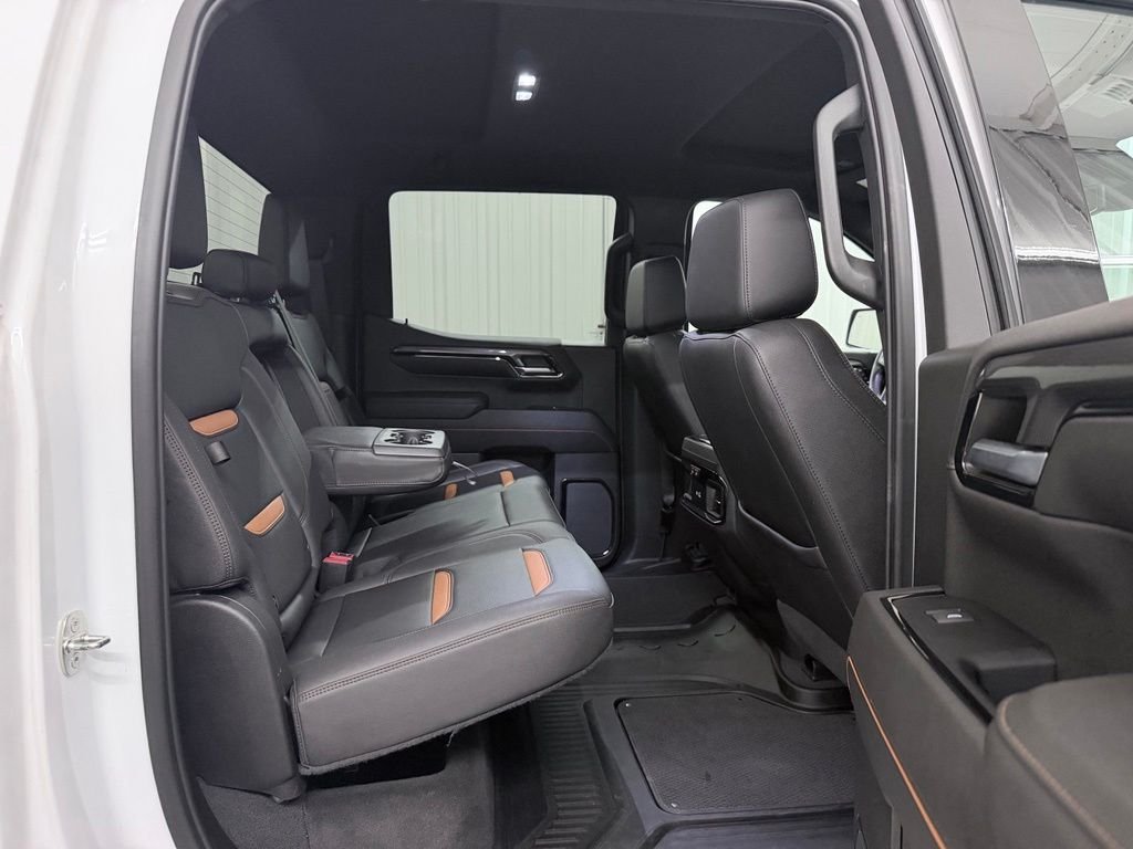 Used 2023 White GMC AT4 image 43