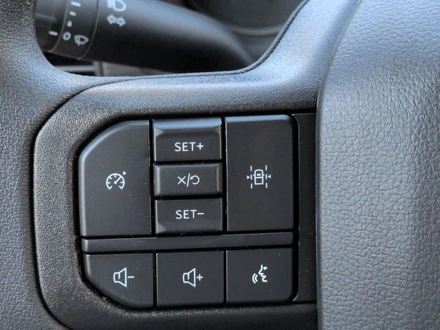 New 2026 Oxford White Ford XL image 23