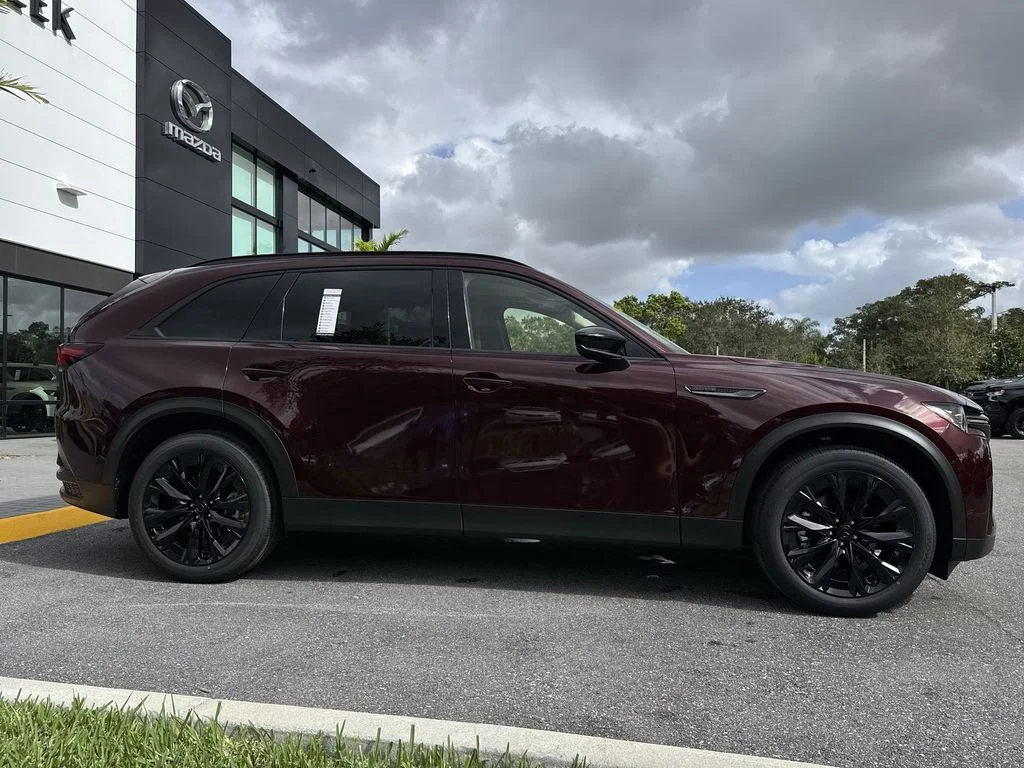 2026 Mazda CX-90 Premium Package - Photo 23