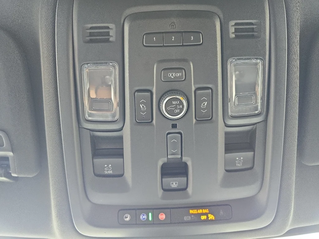 Used 2024 Black Chevrolet High Country image 18