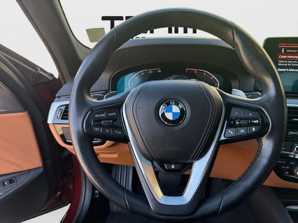 Used 2023 Red BMW 530i image 18