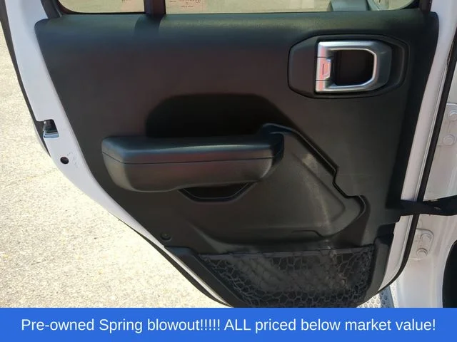 Used 2018 White Jeep Unlimited Sport S image 32