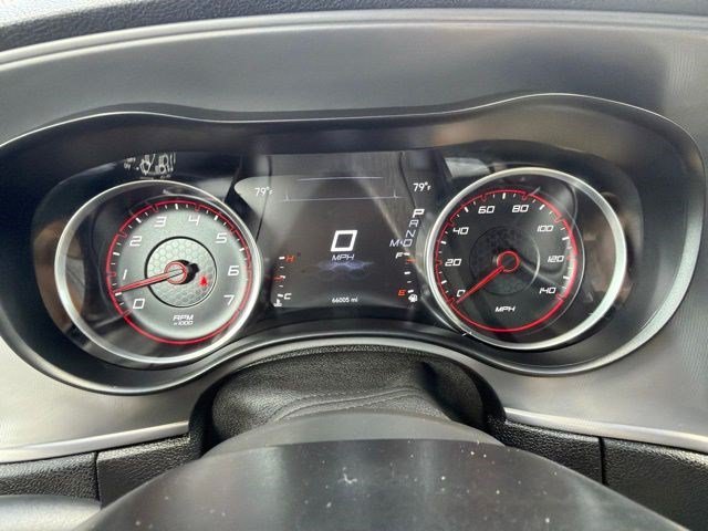 Used 2023 Granite Pearlcoat Dodge SXT image 27