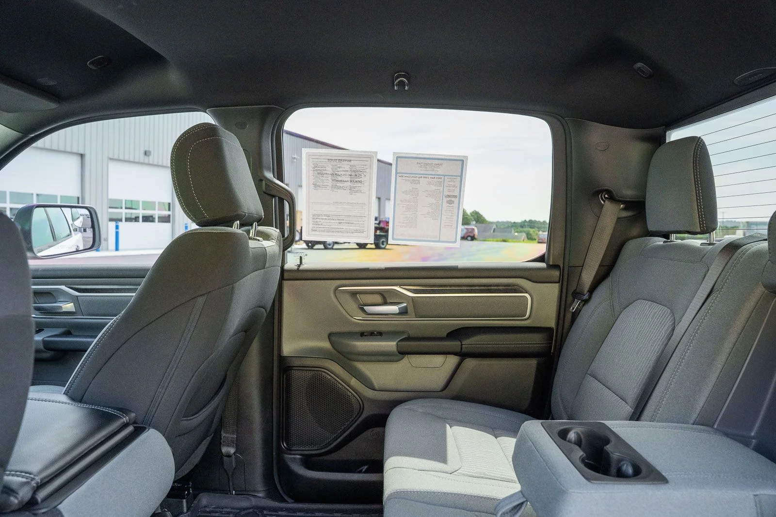 Used 2023 White Ram Big Horn/Lone Star image 20
