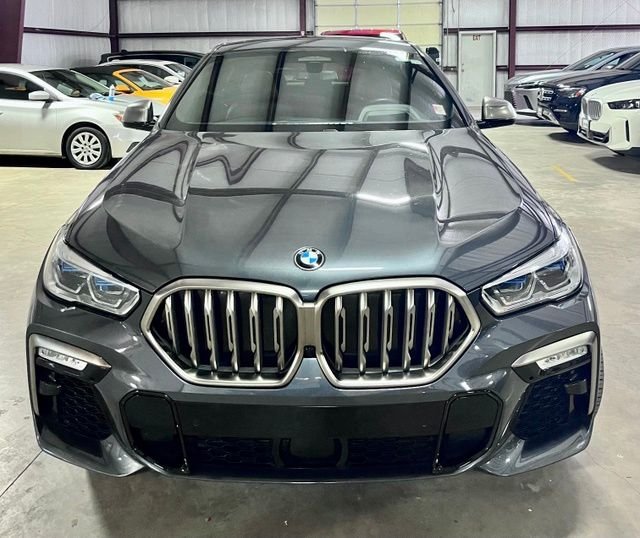 Used 2021 Gray BMW M50i image 9