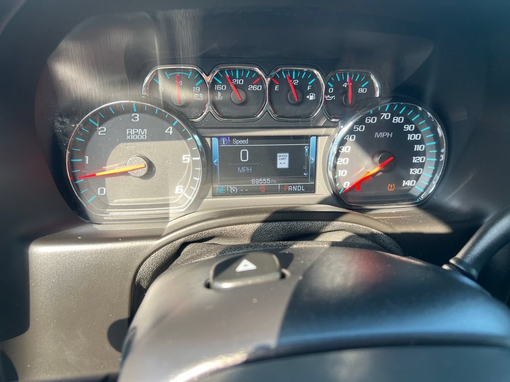 Used 2017 TUNGSTEN METALLIC Chevrolet LT image 19