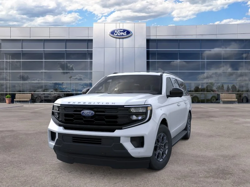 New 2025 Space Silver Metallic Ford Active MAX image 2