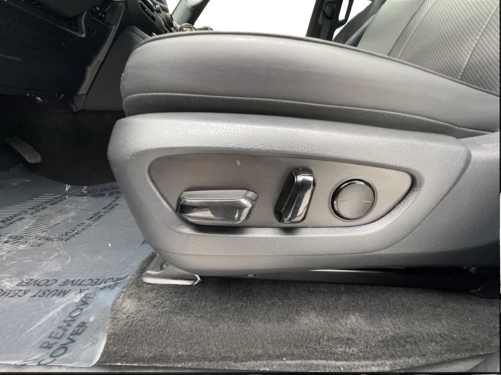Used 2024 Silver Lexus 550 Premium+ image 23