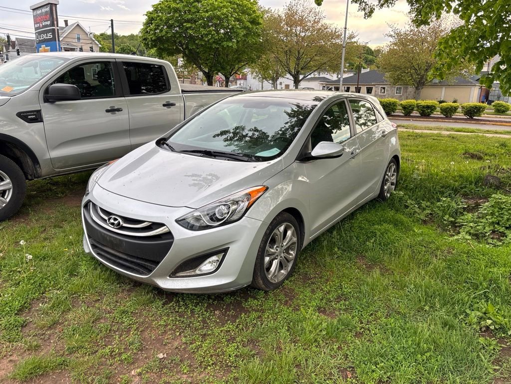 2014 Hyundai Elantra GT 2.0L 6-Speed A/T's photo