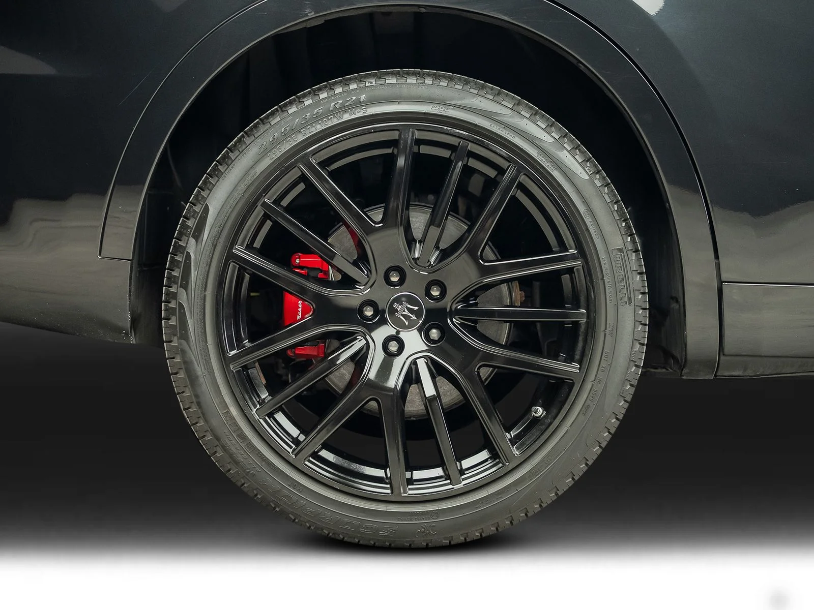 Used 2022 Gray Maserati Modena image 34
