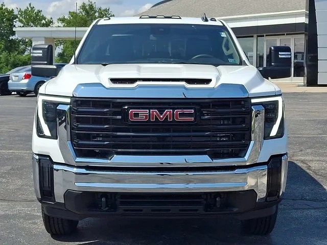 New 2026 Summit White GMC Pro image 7
