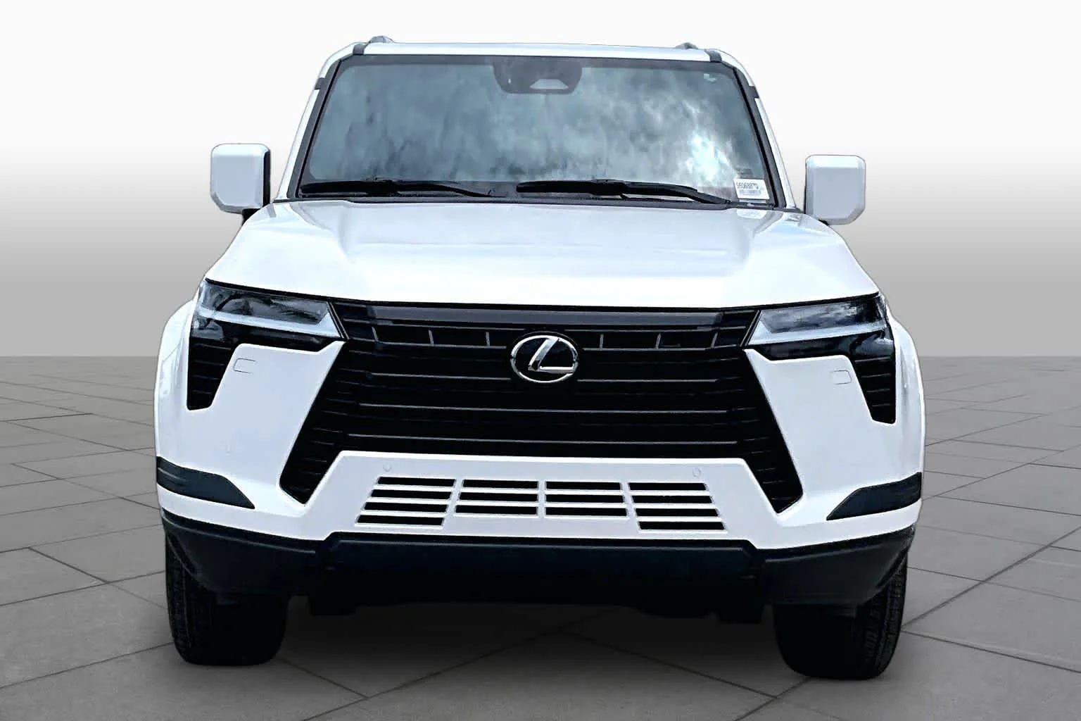 Used 2025 Eminent White Pearl Lexus Premium image 4