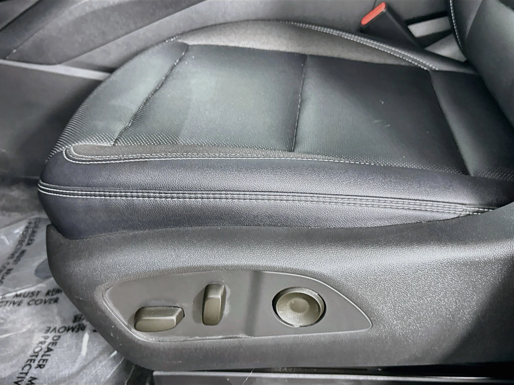 Used 2025 Black Chevrolet LT image 22