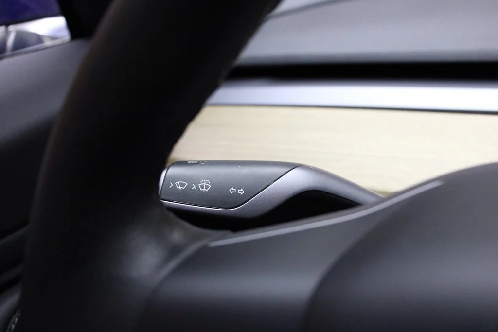 Used 2019 Deep Blue Metallic Tesla  image 41