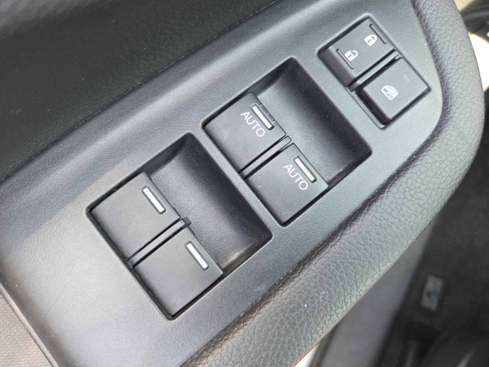 2023 Honda Passport EX-L - Photo 33