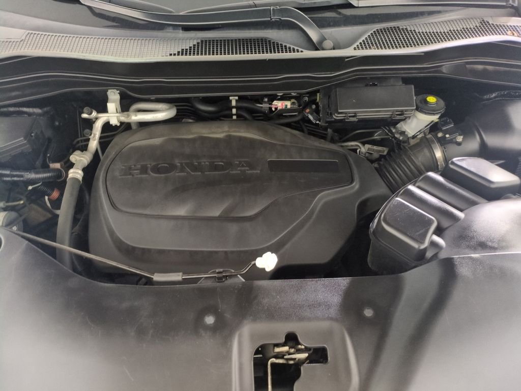 Certified Used 2020  Honda Elite image 21