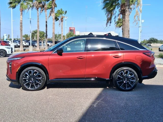 New 2027 2T SUN RED INFINITI Autograph AWD image 3