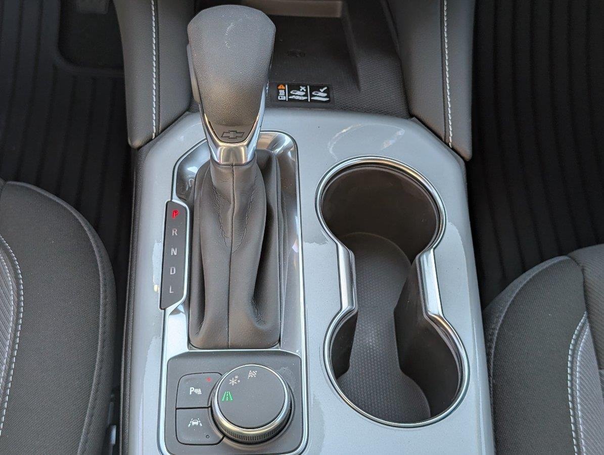 New 2026 Summit White Chevrolet 2LT image 24