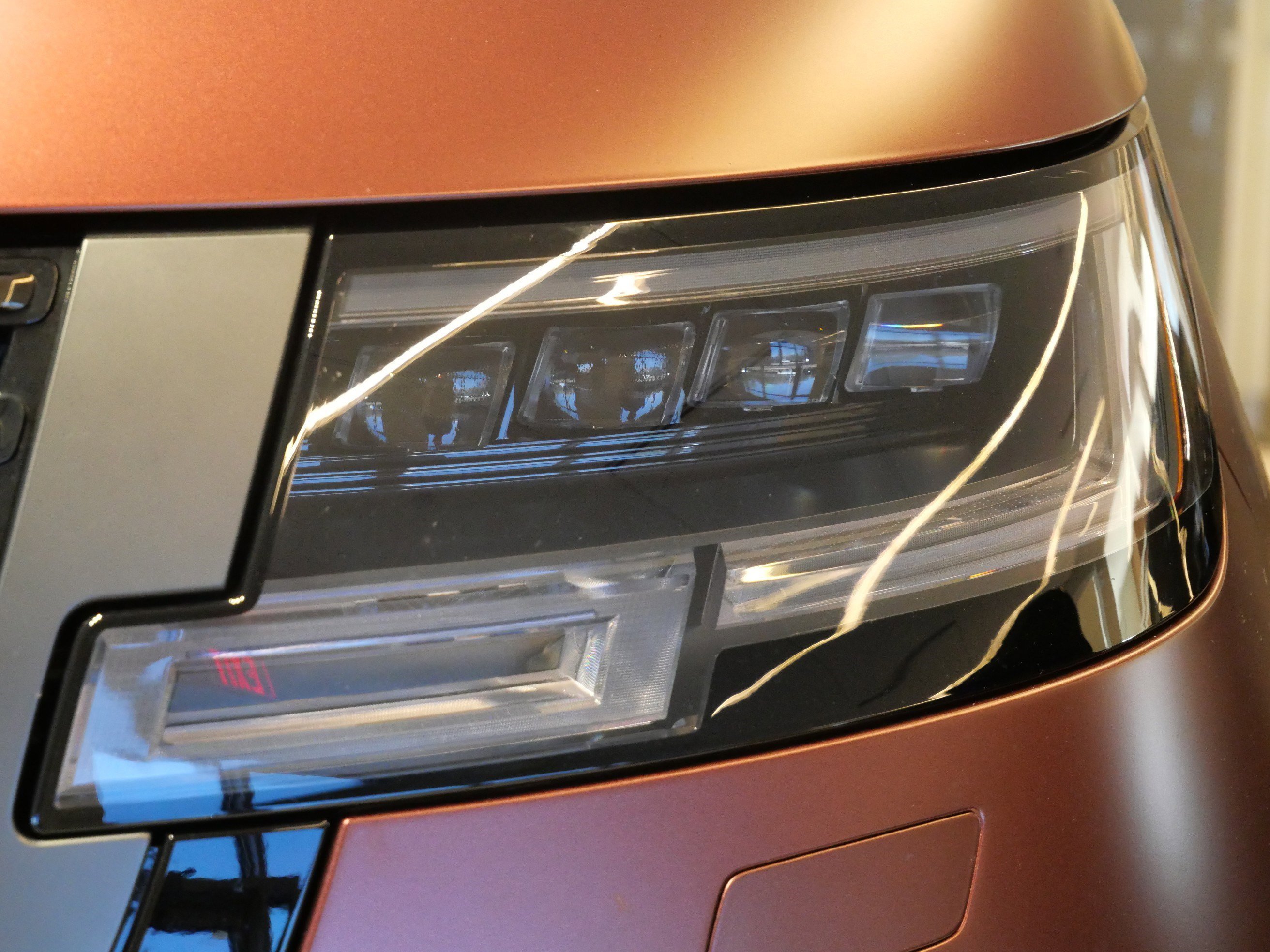 Used 2023 Sunrise Copper SV Bespoke Ultra Met Satin Land Rover SV image 9