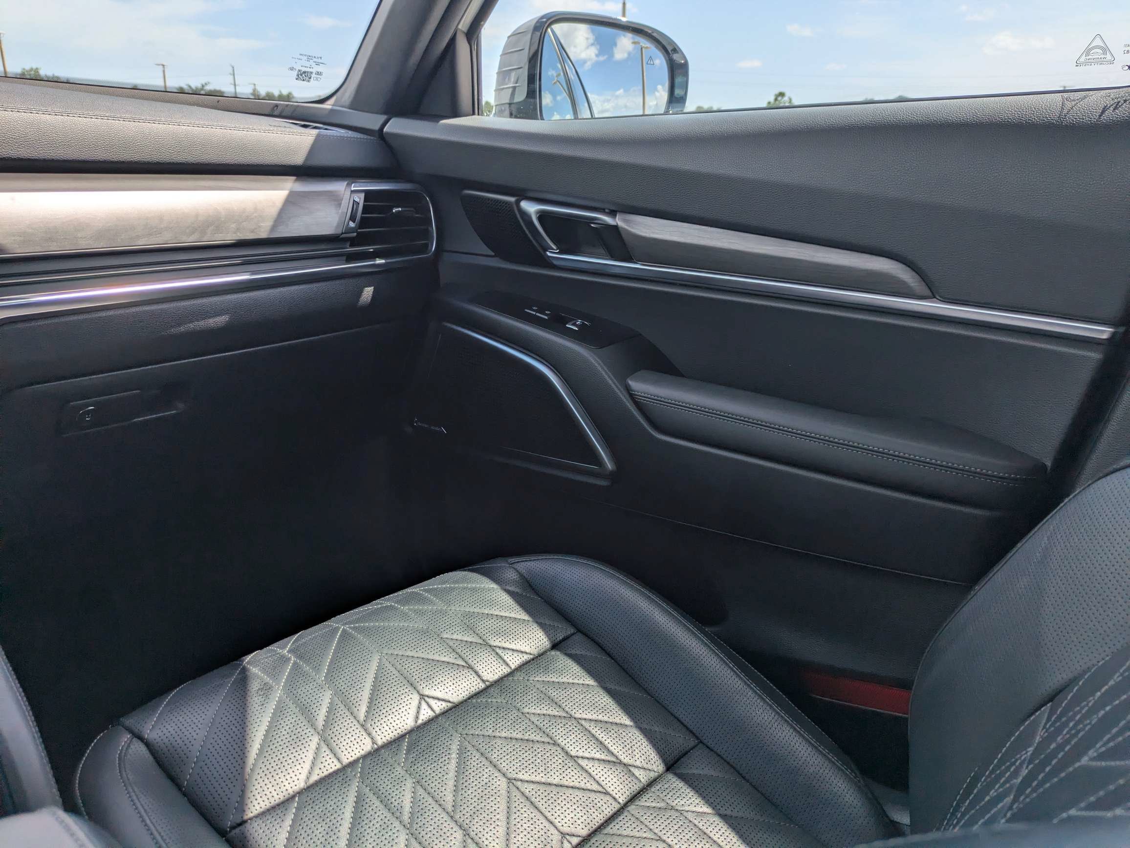 Certified Used 2023 Wolf Gray Kia SX Prestige X-Line image 15