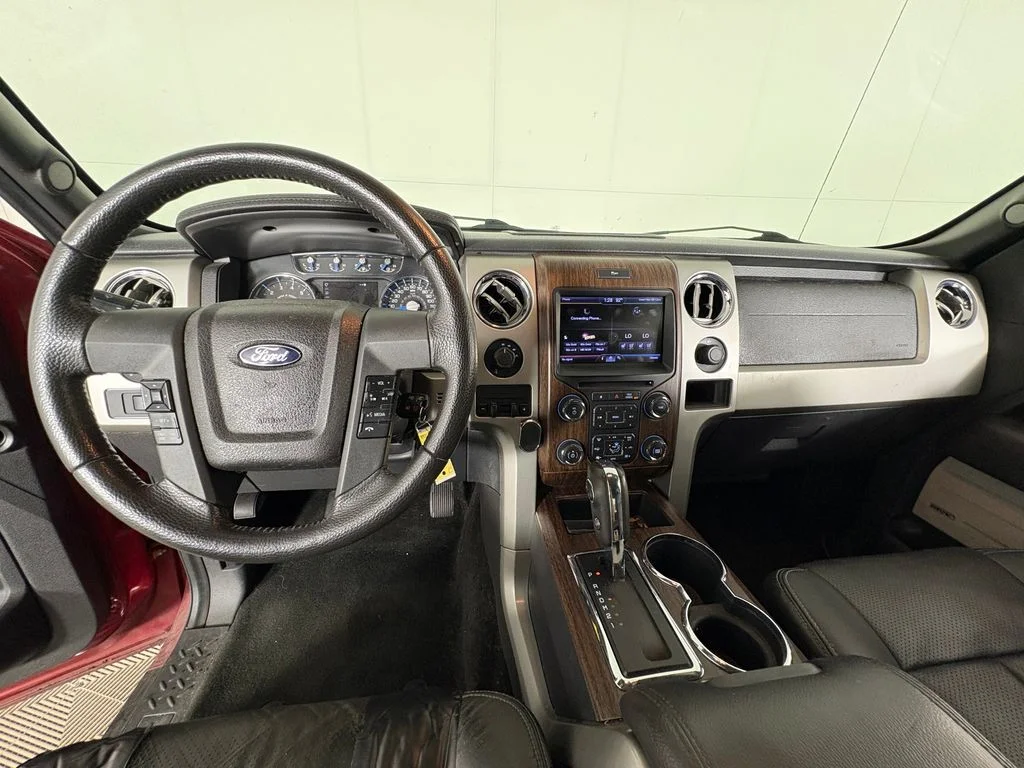 Used 2013 Red Ford Lariat image 8