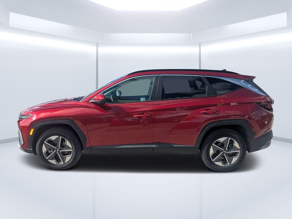 Used 2025 Red Hyundai SEL image 8