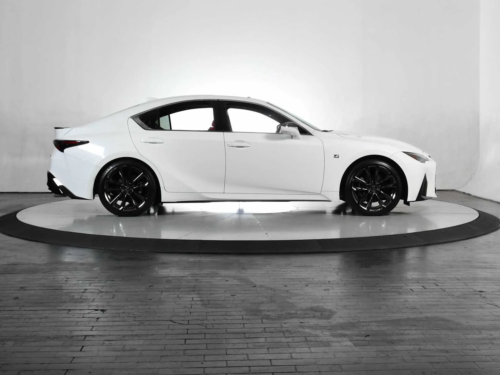 Certified Used 2024 ULTRA WHITE Lexus F SPORT image 8
