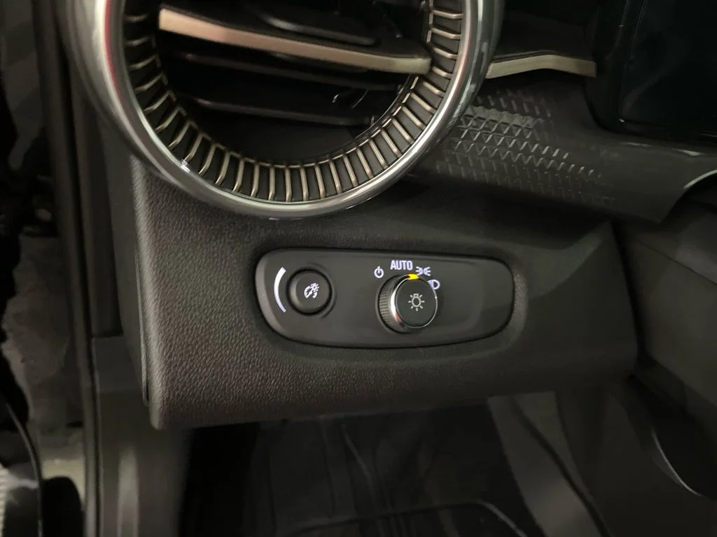 2026 Chevrolet Trax Activ - Photo 12