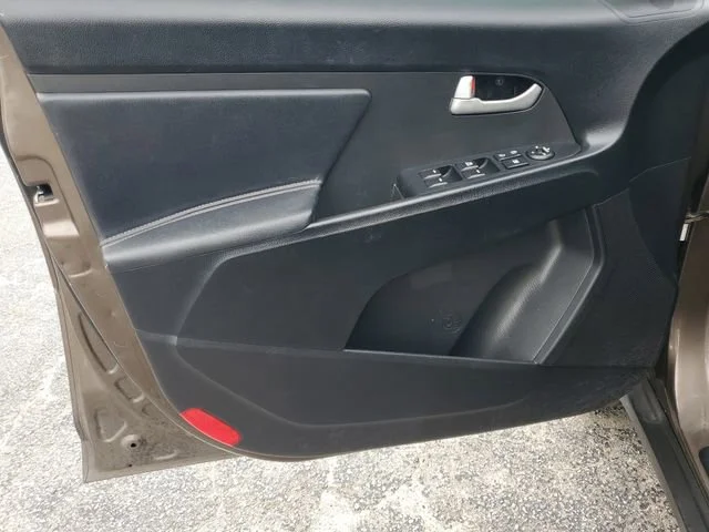 Used 2013 Tan Kia LX image 8