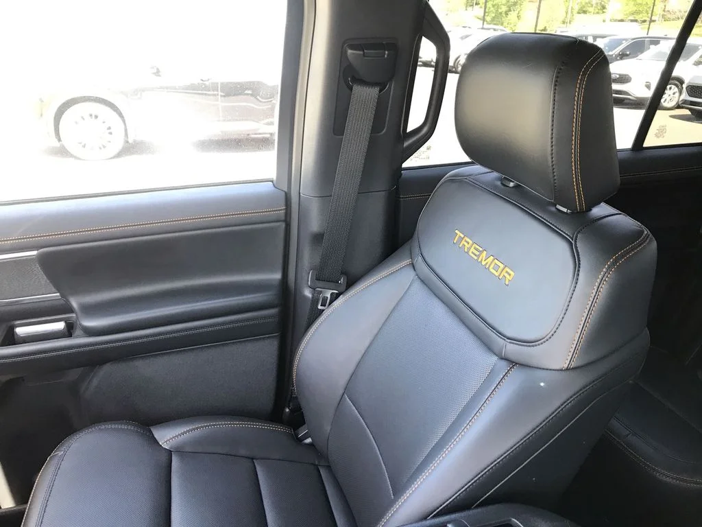 Used 2025 Green Ford Tremor image 25
