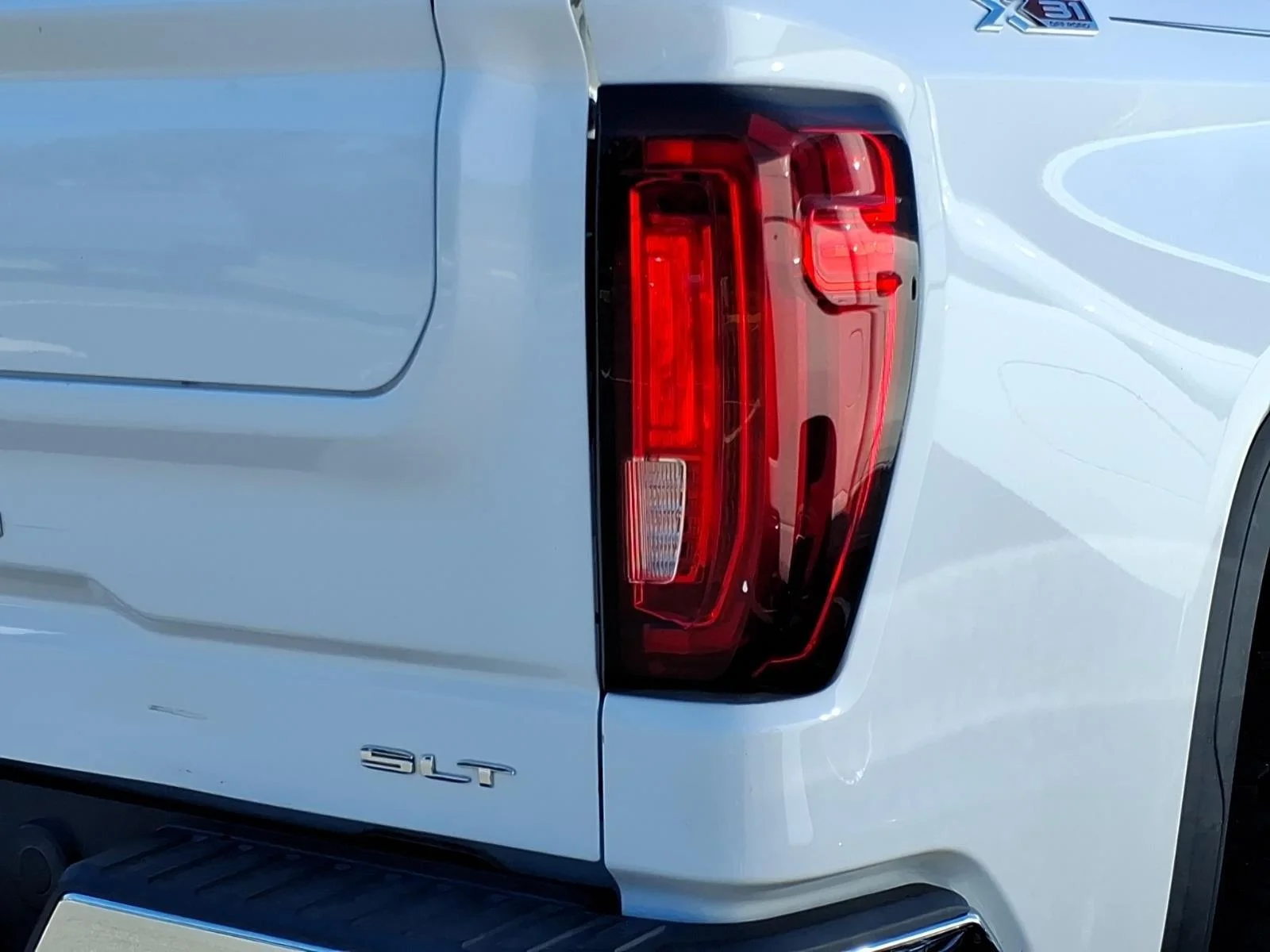 Used 2020 Summit White GMC SLT image 13