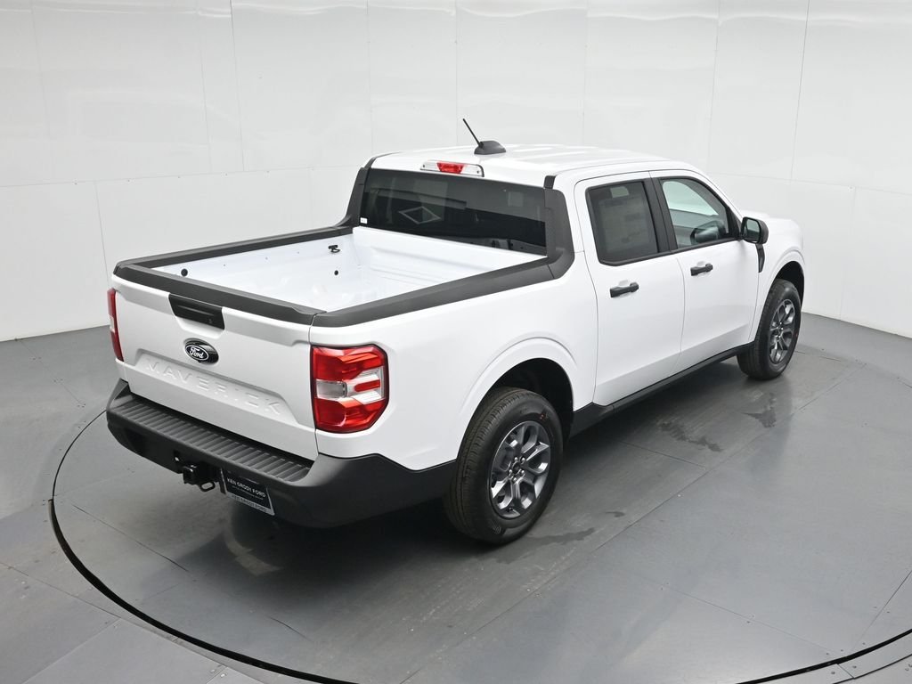 New 2026 Oxford White Ford XLT image 39