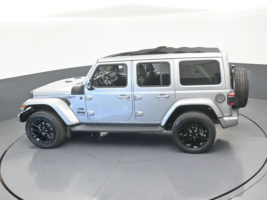 Used 2021 Billet Silver Metallic Clearcoat Jeep Unlimited Sahara High Altitude image 49