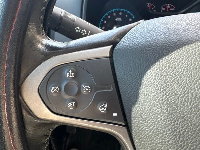 Used 2022 Black Chevrolet Z71 image 16