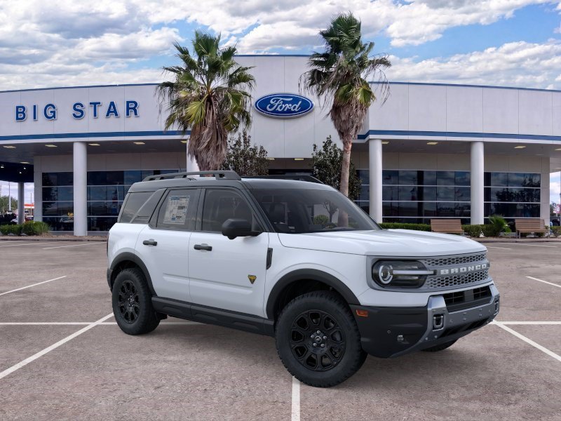 New 2026 Space White Metallic Ford Badlands image 7