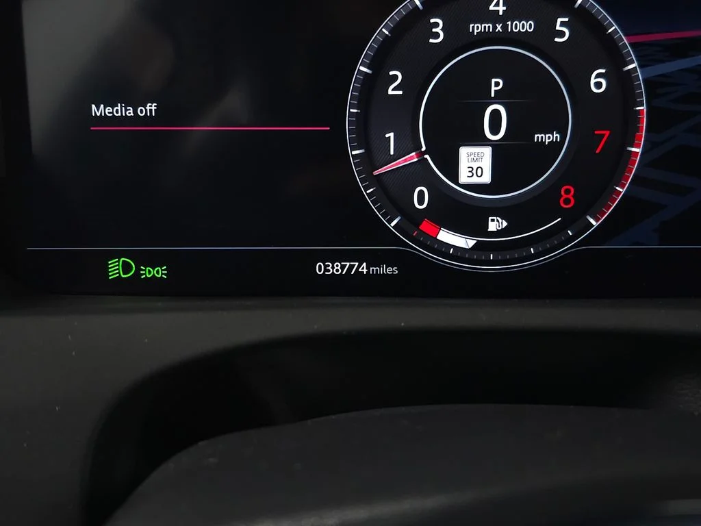 Used 2020  Jaguar 25t Prestige image 22
