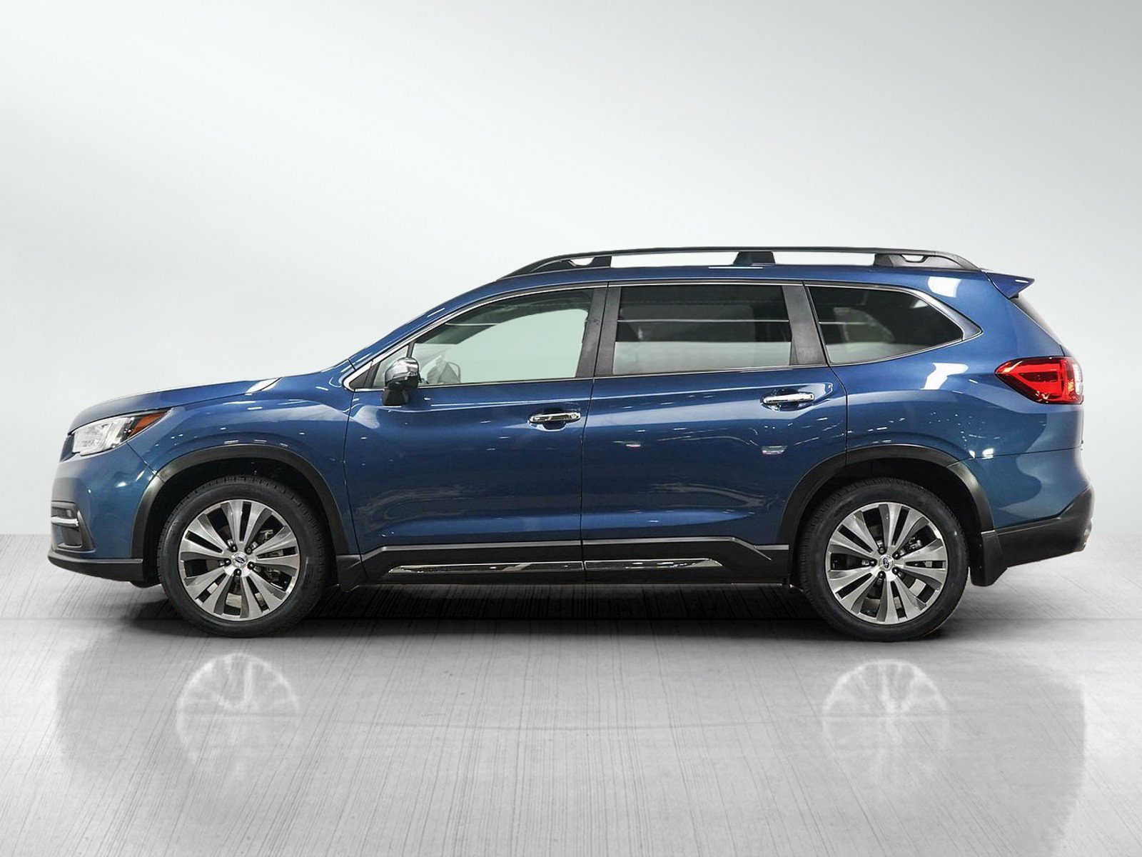 Used 2020 Subaru Ascent Touring with VIN 4S4WMARD1L3413540 for sale in Burnsville, Minnesota