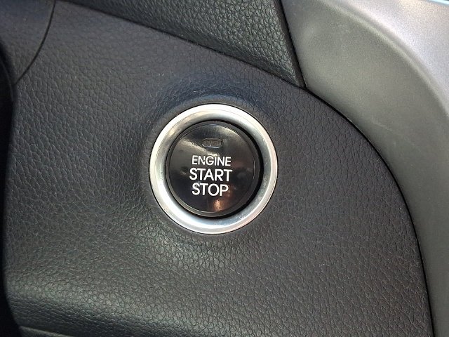 Used 2016 Gray Hyundai Base image 23