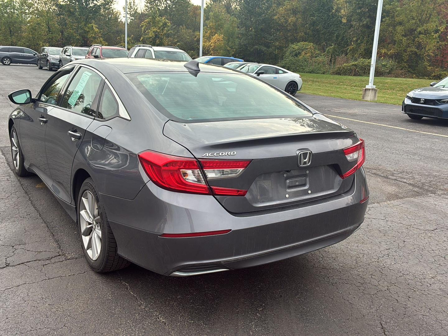 Used 2022 Modern Steel Metallic Honda LX image 21