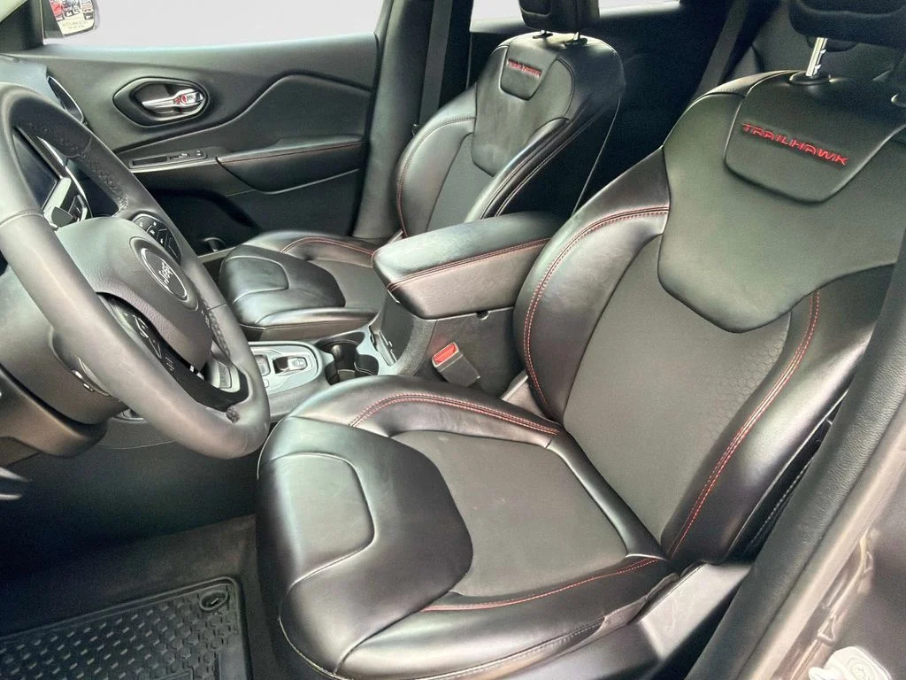 Used 2022 Gray Jeep Trailhawk image 21
