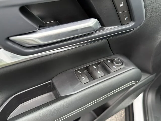 New 2026 Summit White GMC Elevation image 17