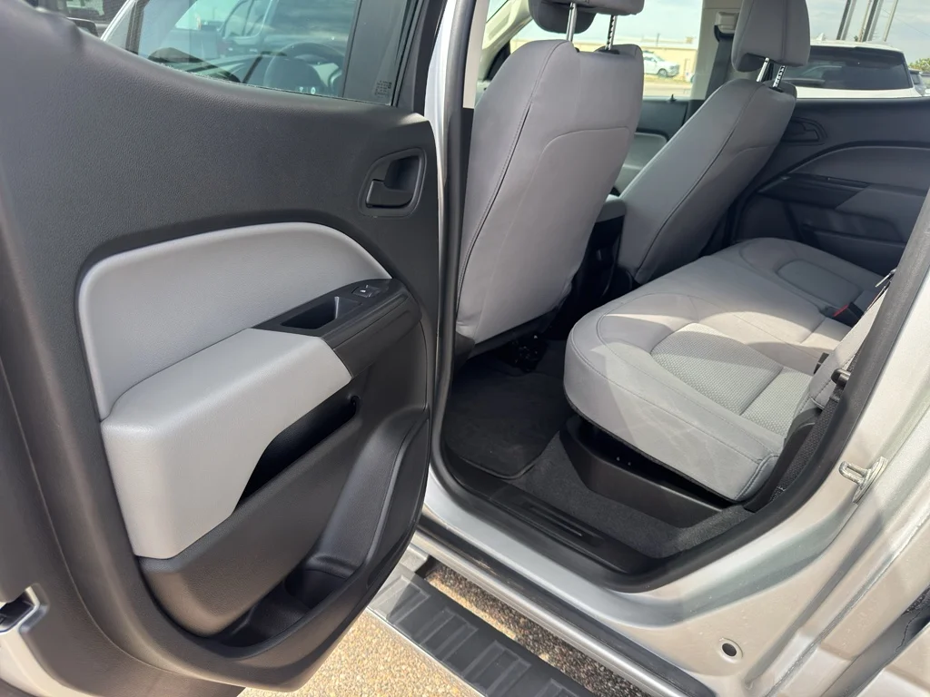 Used 2019 Silver Ice Metallic Chevrolet 4WD Work Truck image 12