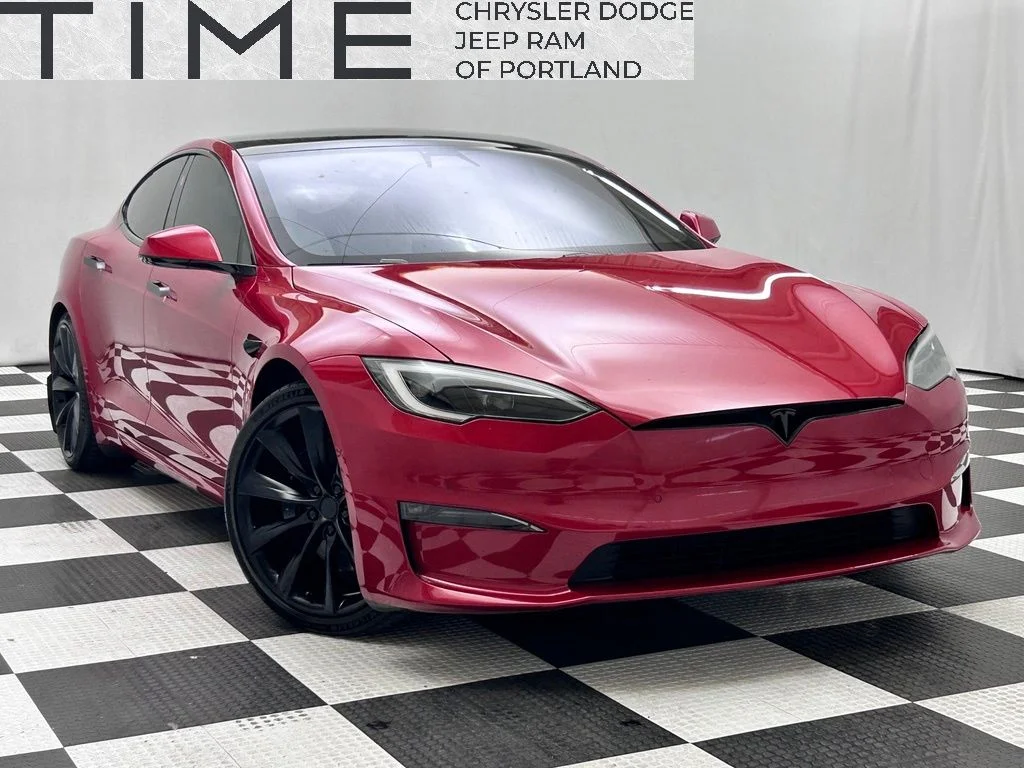 Used 2022 Red Tesla Base image 1