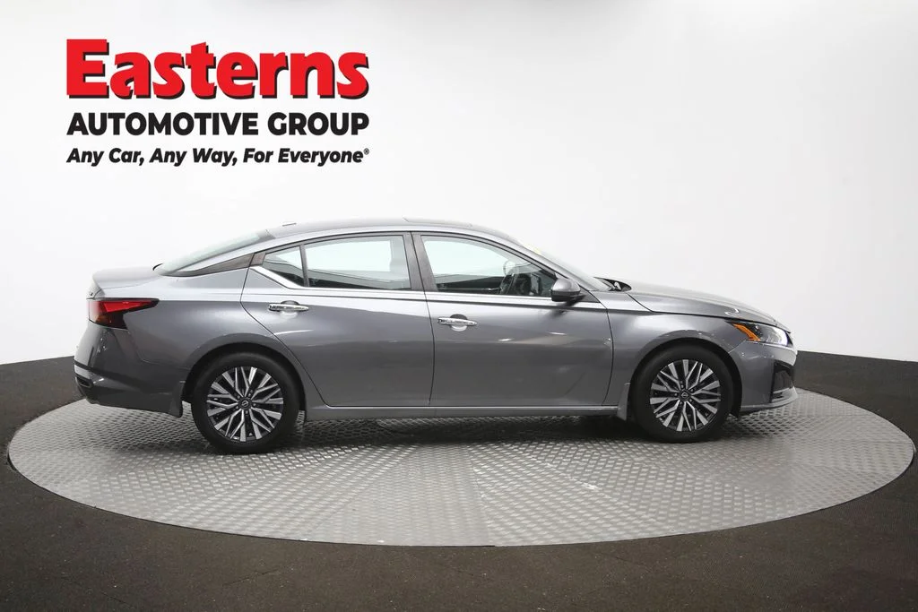 Used 2023 Gray Nissan 2.5 SV image 44
