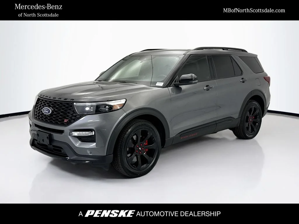 2023 Ford Explorer ST 4WD's photo