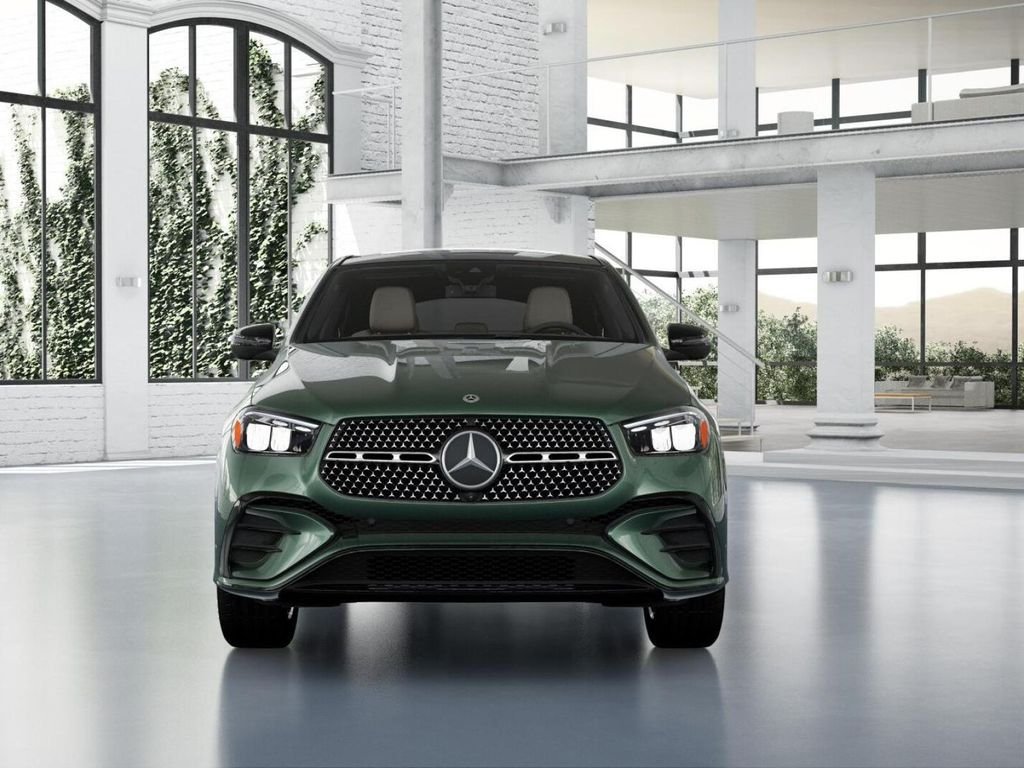 New 2026 MANUFAKTUR Ireland Mid Green Metallic Mercedes-Benz GLE 450 image 7